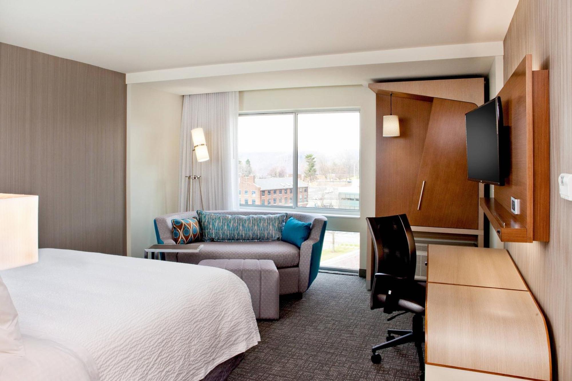 Courtyard By Marriott Yonkers Westchester County Exterior photo